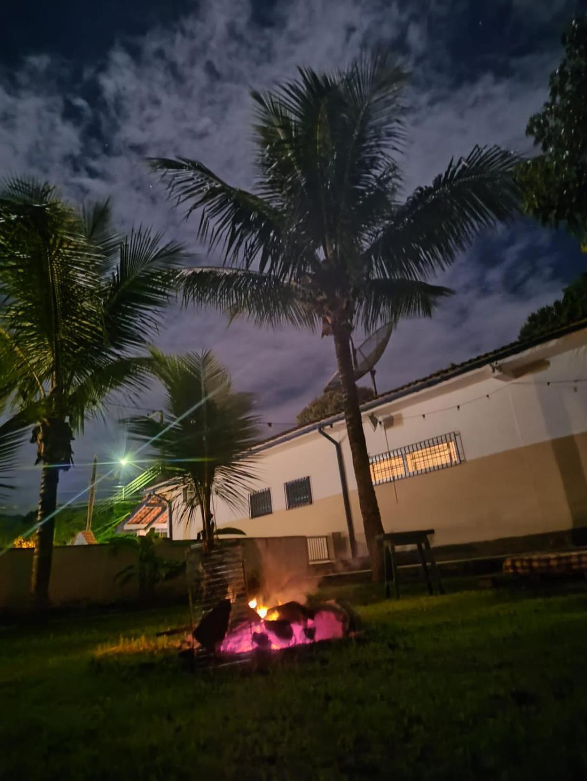 Casa Com Quadra De Areia Boraceia Sao Sebastiao Villa Dış mekan fotoğraf